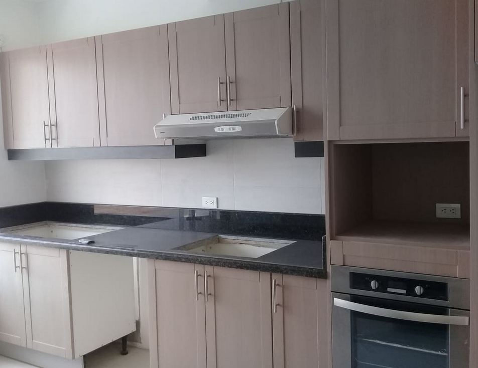 Instalacion de cocina Constructora NevaVida Ecuador
