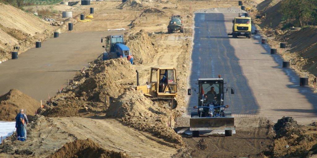 Constructora de carreteras Servicio Logistico De Carga Pesada Aleman & Almeida Funcionalcom C.l. Ecuador