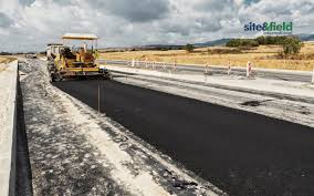 Construcción de Vias Modernas Compañía Constructora La Puerta Del Dorado Almericons C.l. Ecuador