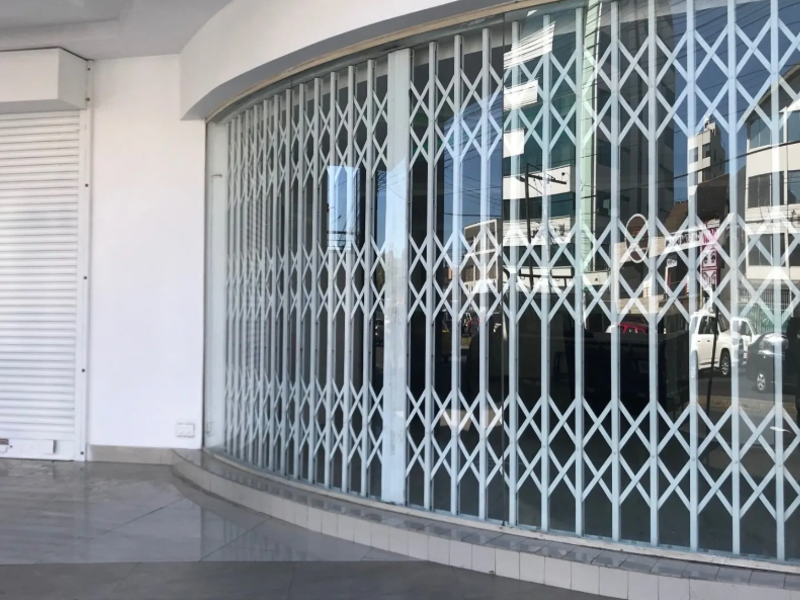 Puerta Plegable Tipo Acordeón - Construex Ecuador
