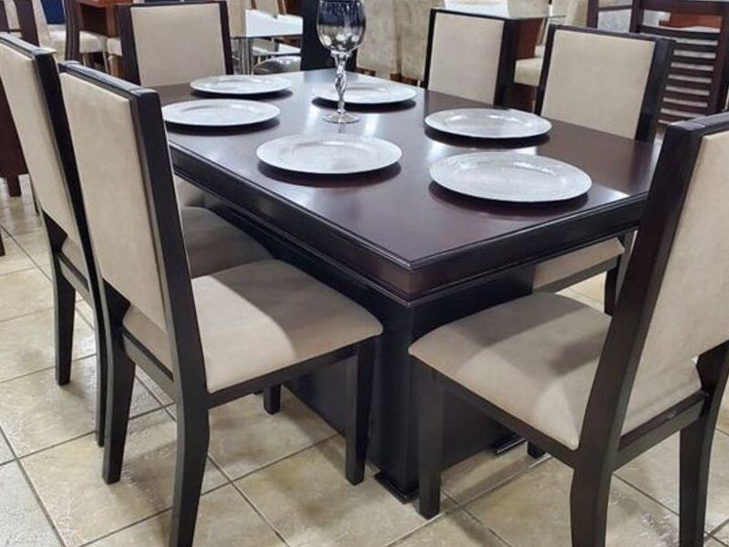 Comedor madera y cuero Ecuador
