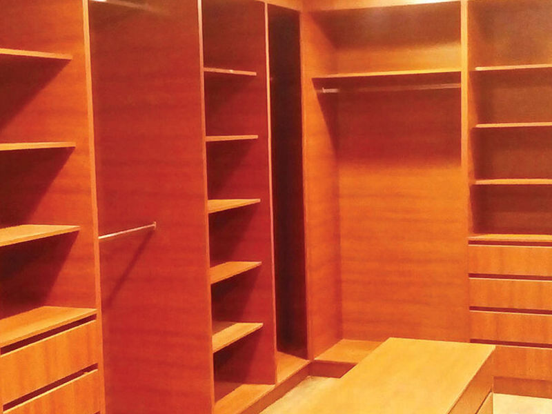 CLOSET PRADECO EN QUITO