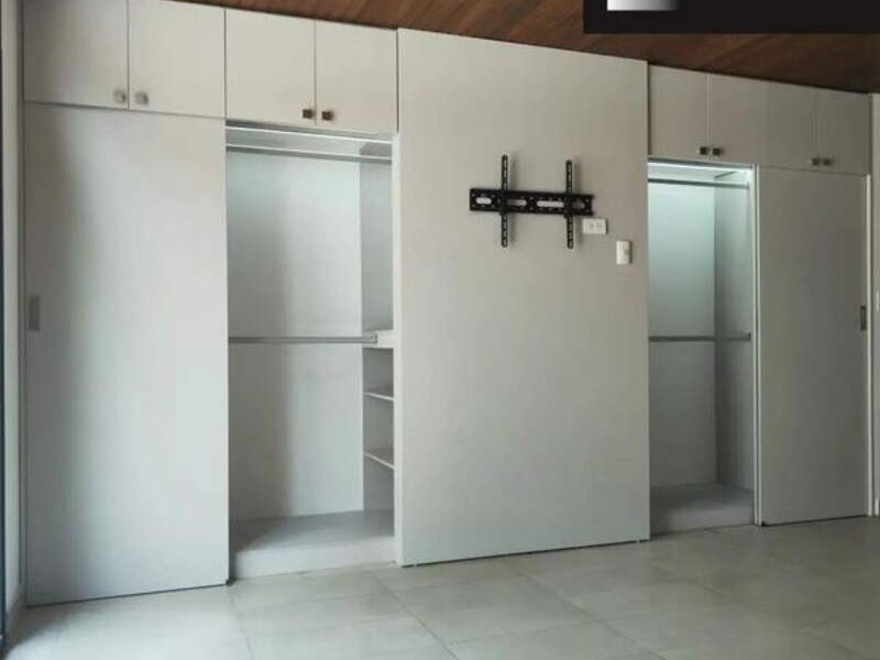 Closet color lienzo Idea ambiente Guayaquil