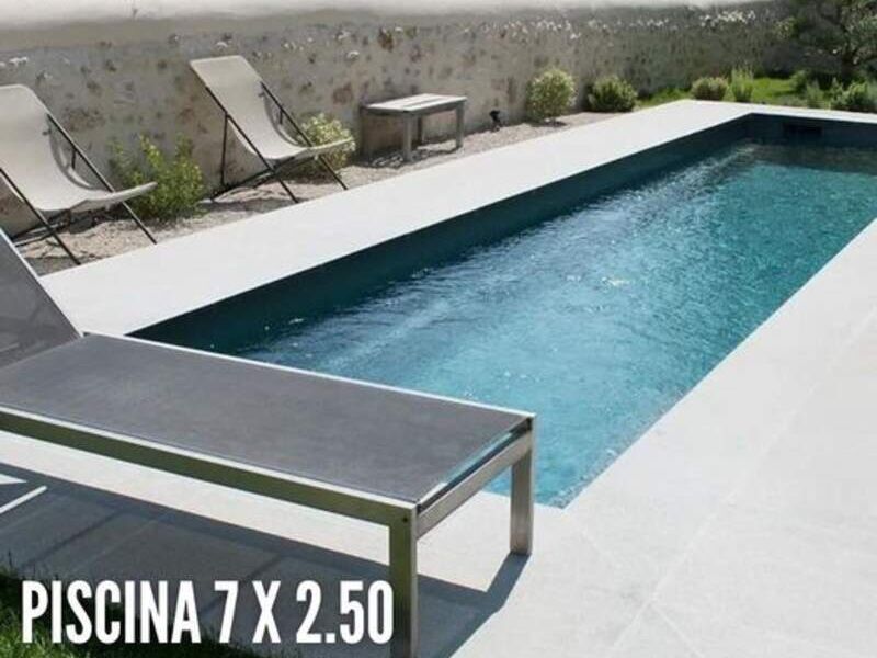 Piscina larga 7x2,5 Ecuador