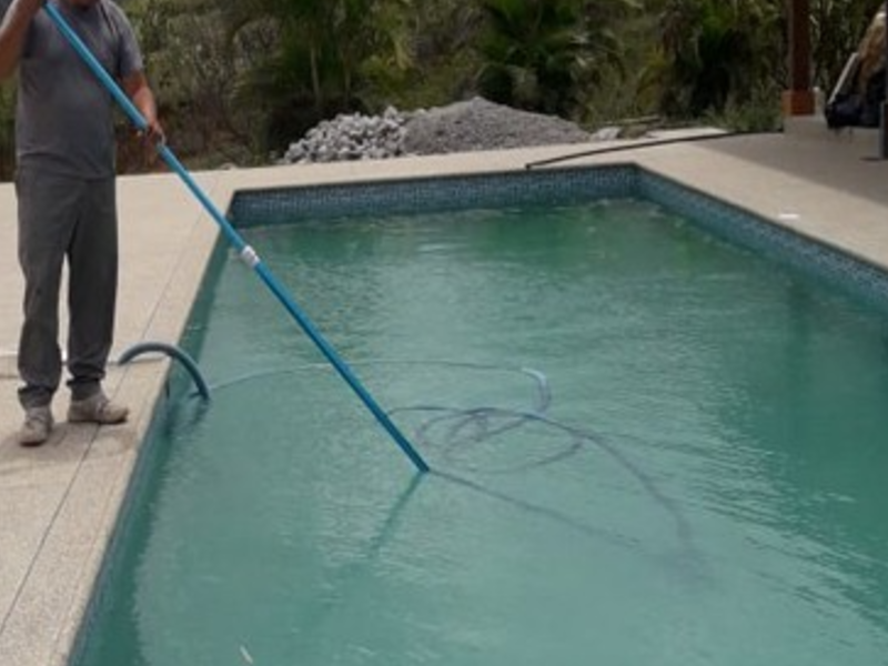 Piscina residencial acuapiscinas ecuador