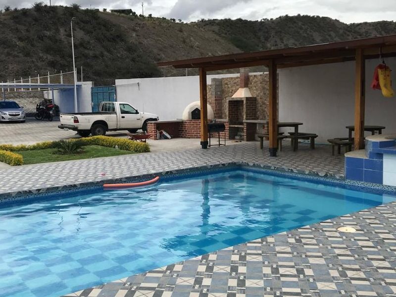 Piscina Hidro olallas Quito