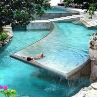 Construcción de piscinas, spa, cascadas