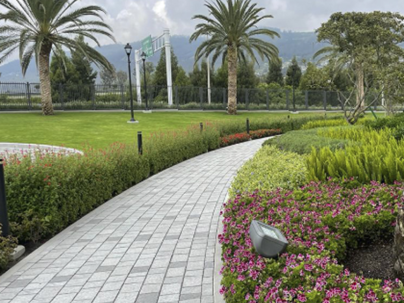 Diseño de parque Jardín express  Quito