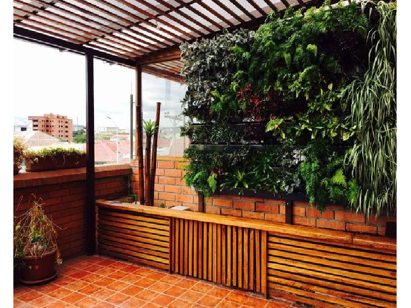 Pérgola de acero y cristal Ecuador