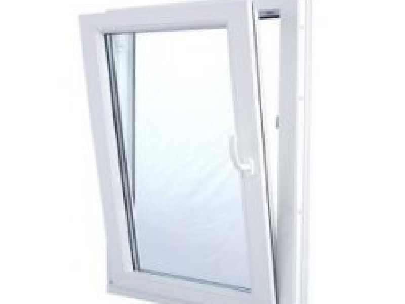 Ventana OSCILO BATIENTE Ecuador