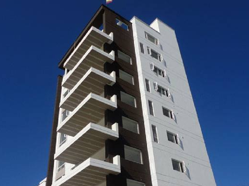 Ventanas fijas y ventanas proyectables EC