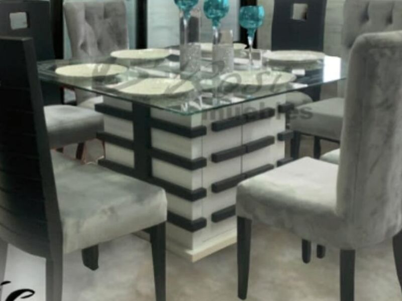 Comedor de 8 sillas cuadrado