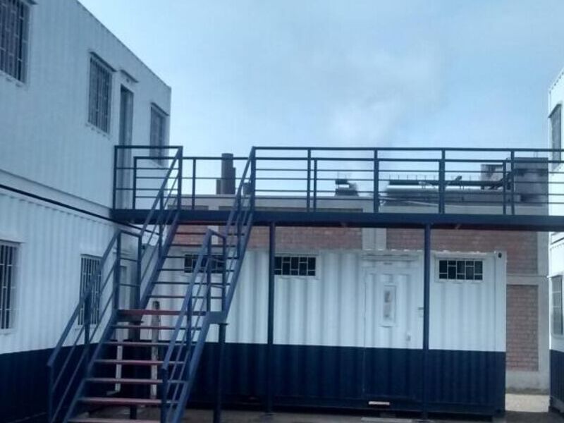 CONTAINER TIPO CAMPAMENTO 1