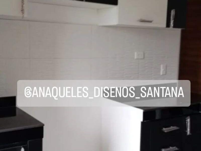 anaqueles bicolor en ecuador
