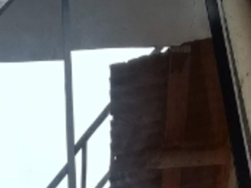 ventana vidrio reflejante
