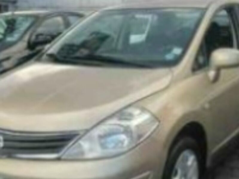 Nissan Tiida 2010