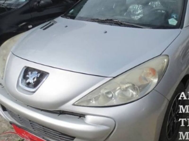 PEUGEOT 2009