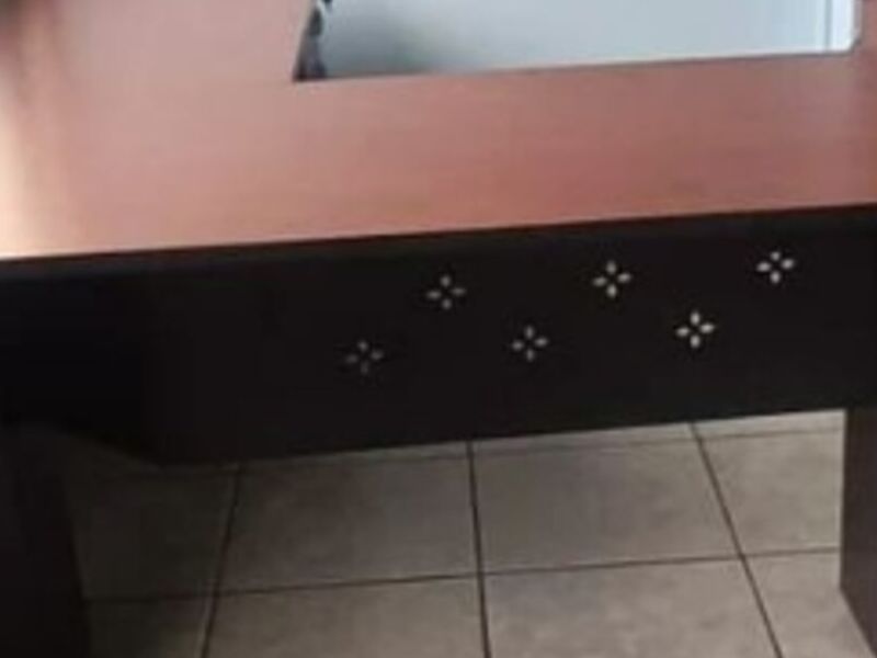 Escritorio L