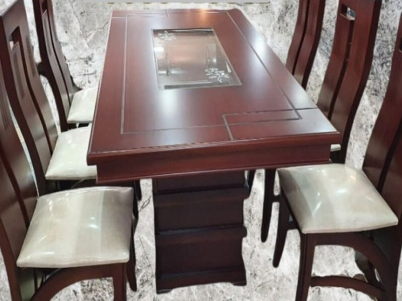 Comedor mixto madera y vidrio