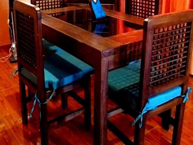 comedor 4 sillas