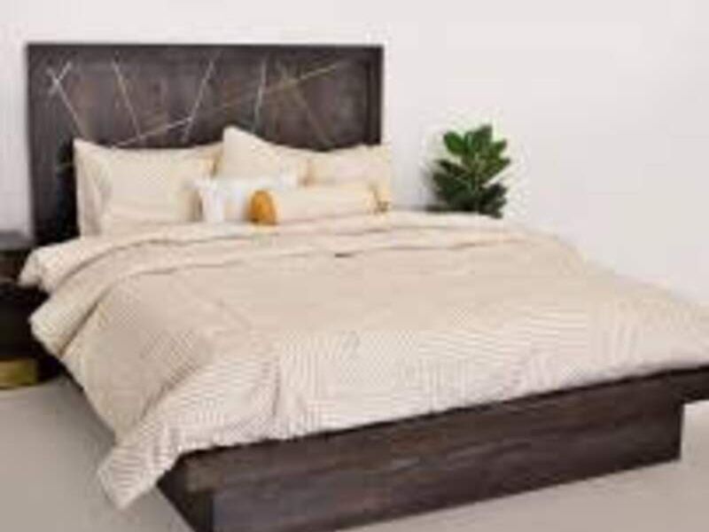 camas modernas en cayambe