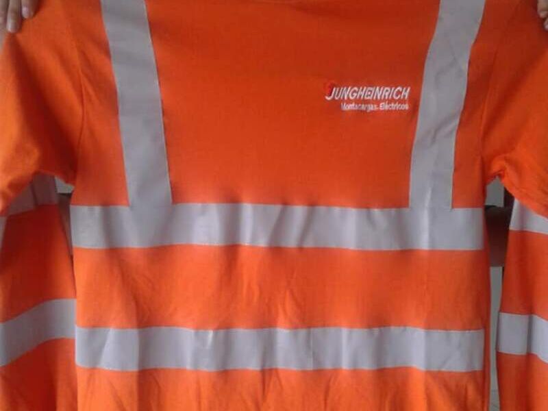 BUZO REFLECTANTE EN GUAYAQUIL 