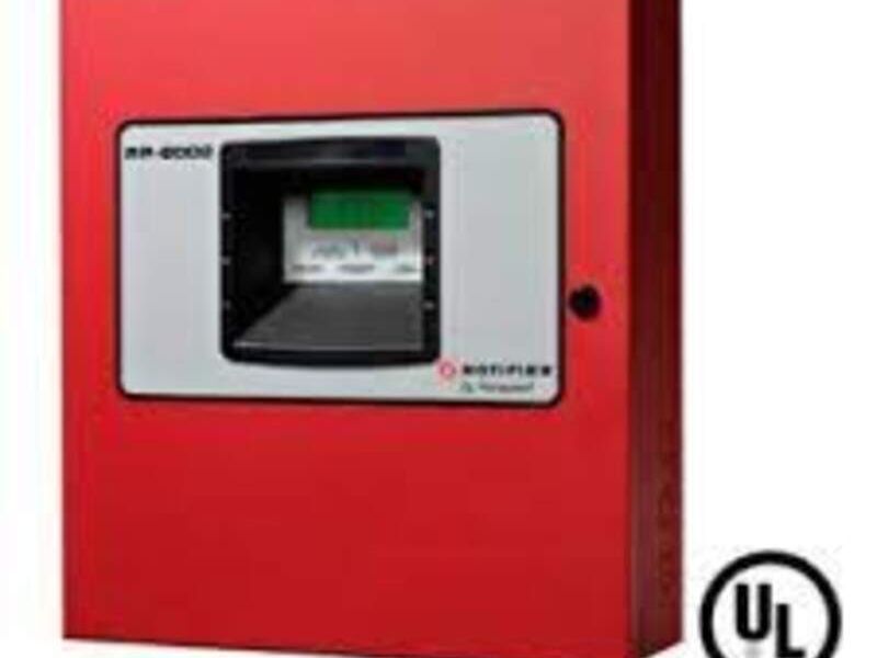 Tablero de detección de incendio en Quito
