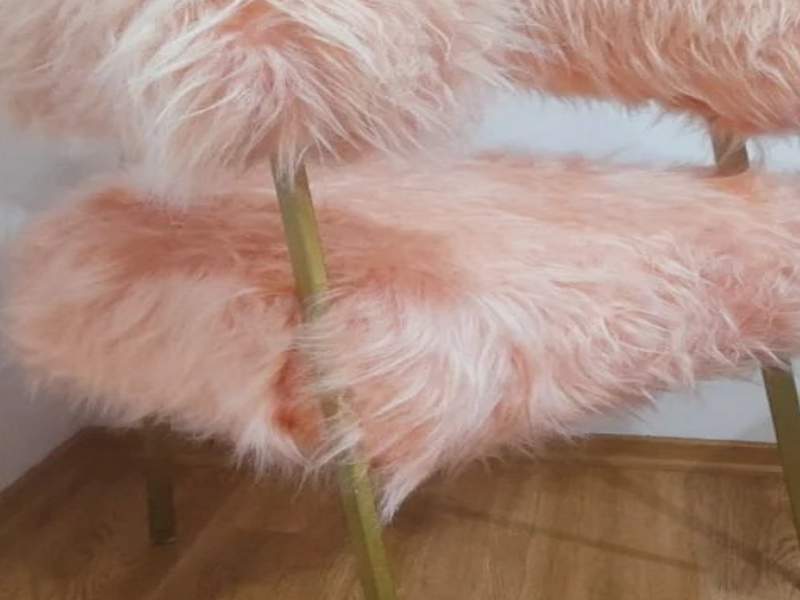Poltrona pelo rosa