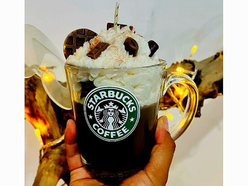 Vela Starbucks Quito