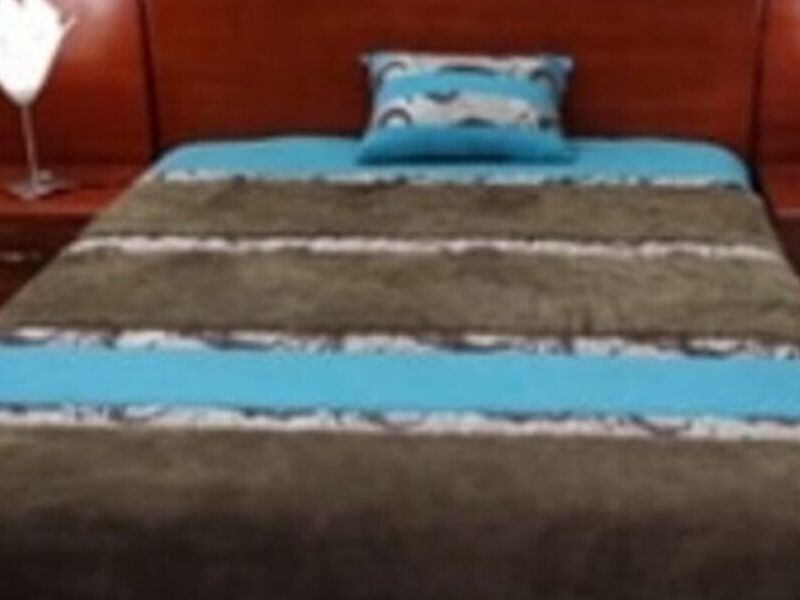 Cama Madera Ecuador