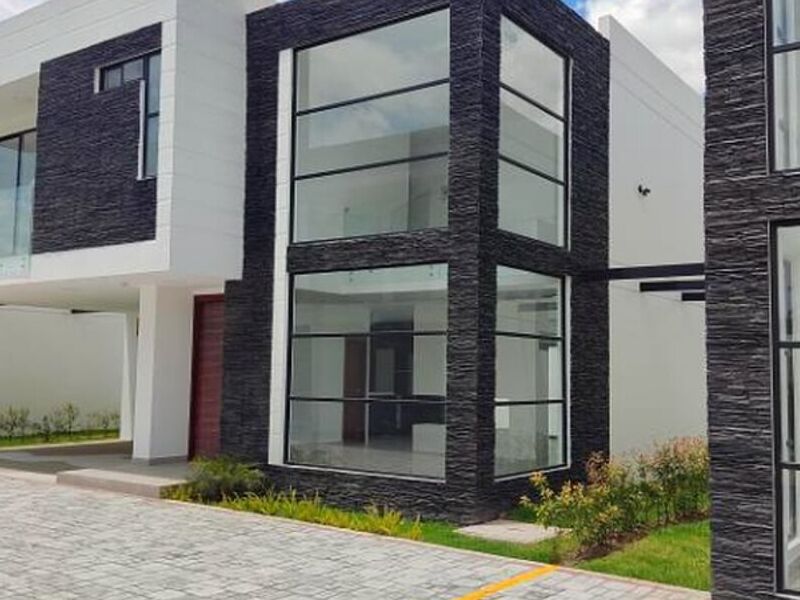 ARQUITECTURA CASA CONDOMINIOS ECUADOR