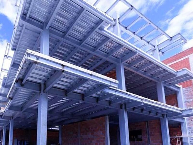 ARQUITECTURA EMPRESA METAL ECUADOR