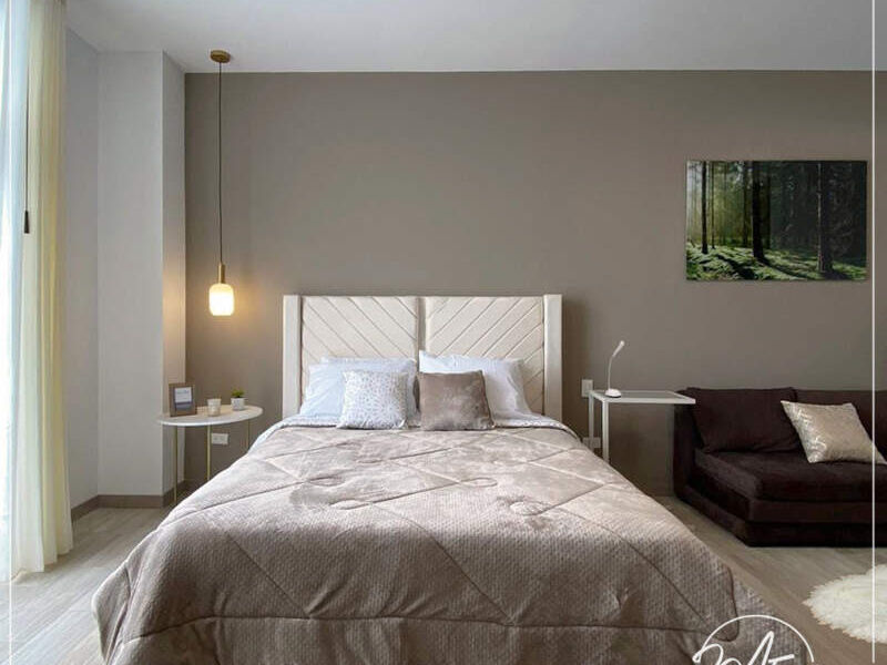 Cama King Size Beige Ambato
