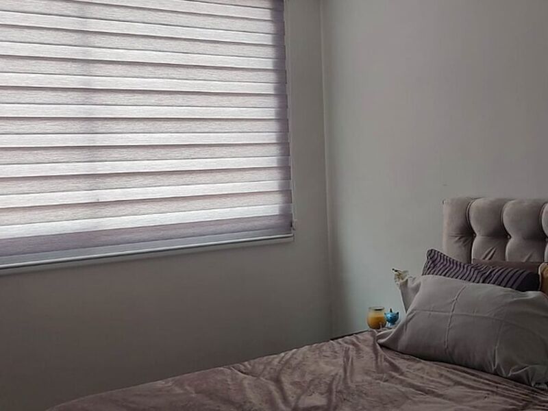 CORTINAS ROLLER HABITACION ECUADOR