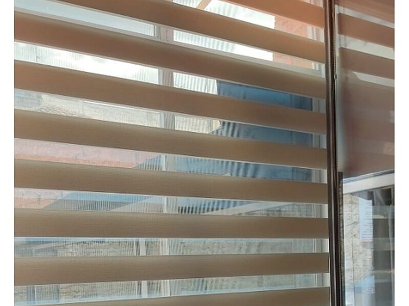 CORTINAS ROLLER CAFE ECUADOR
