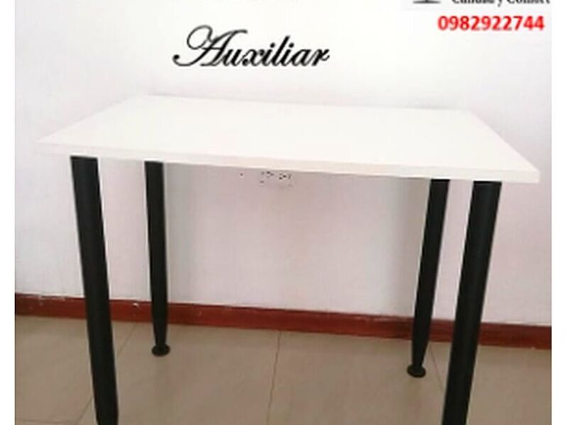 Mesa auxiliar Ecuador