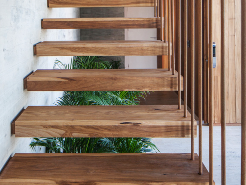 Escaleras Riobamba 