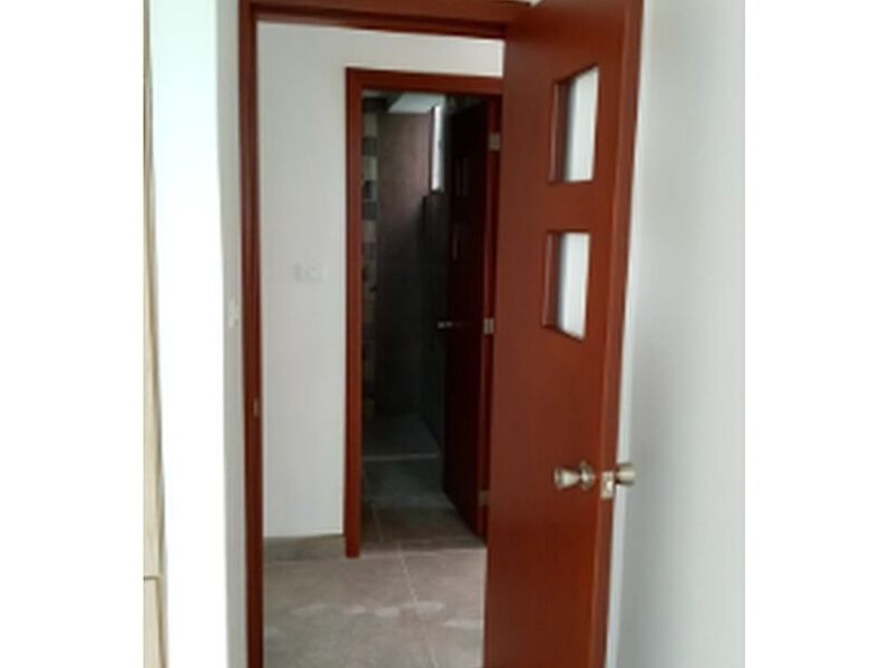 Puerta dormitorio Ecuador