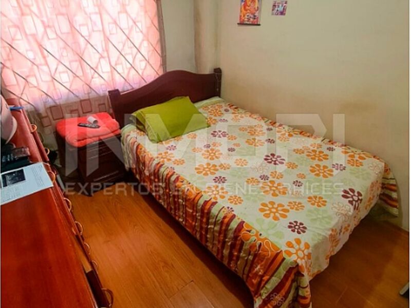 Casa Dormitorio Femenino Ecuador