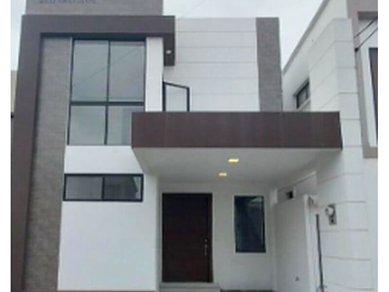 Casa en urbanización San Antonio