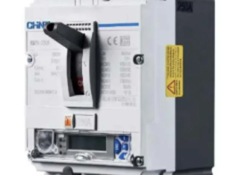 Disyuntor caja moldeada NM8N ecuador 