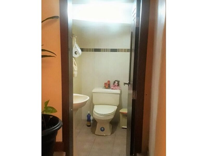 ARQUITECTURA BAÑOS ECUADOR