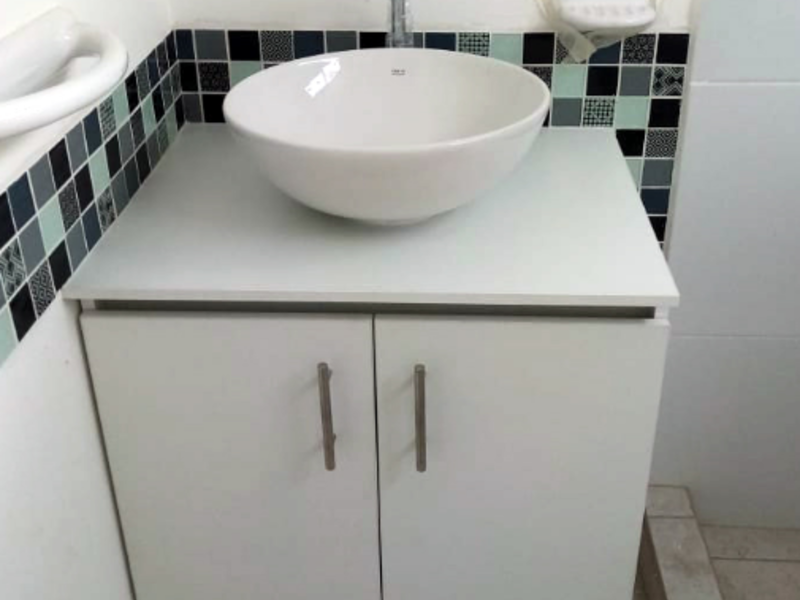 MUEBLE BAÑO ECUADOR