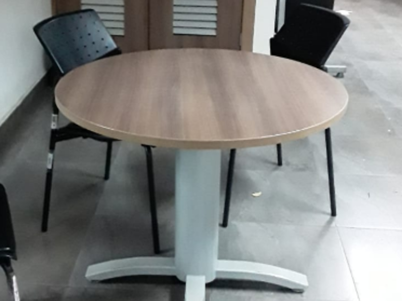 MESA OFICINA ECUADOR