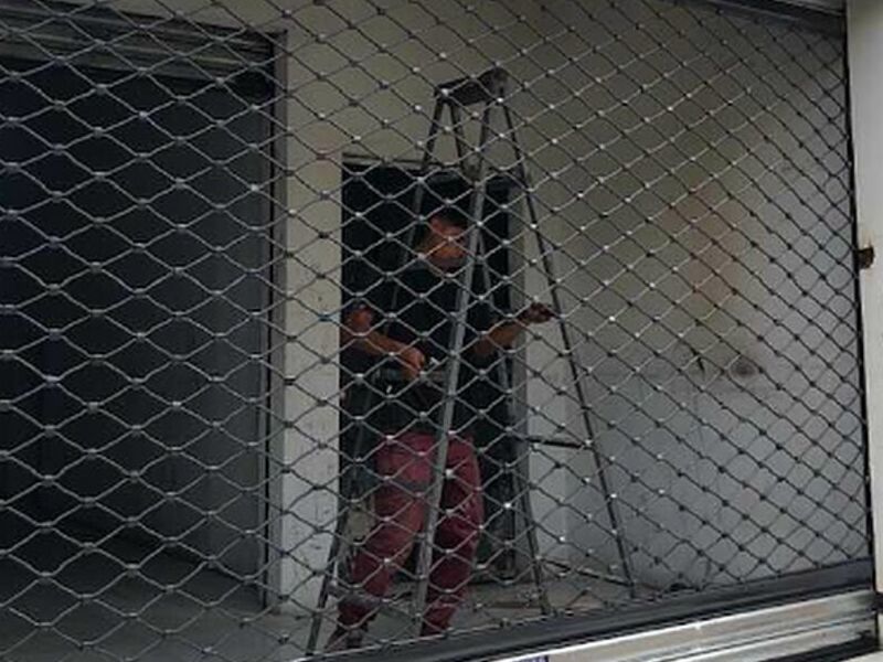 Puertas enrollables acero galvanizado Ecuador