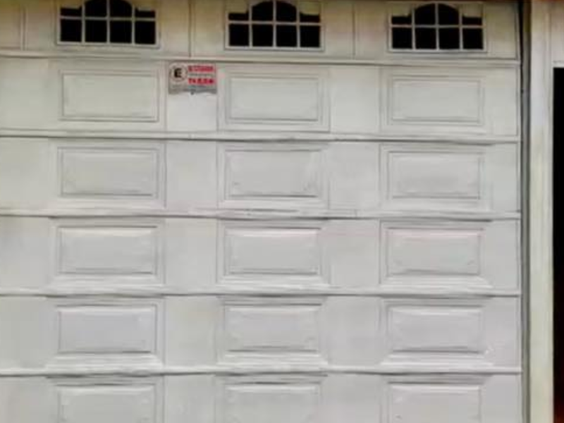 PUERTA ALUMINIO AMBATO