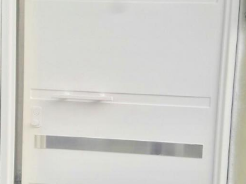 PUERTA ALUMINIO ESMERALDAS
