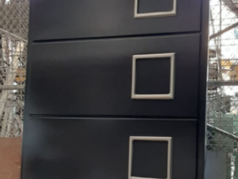 PUERTA ALUMINIO ESMERALDAS