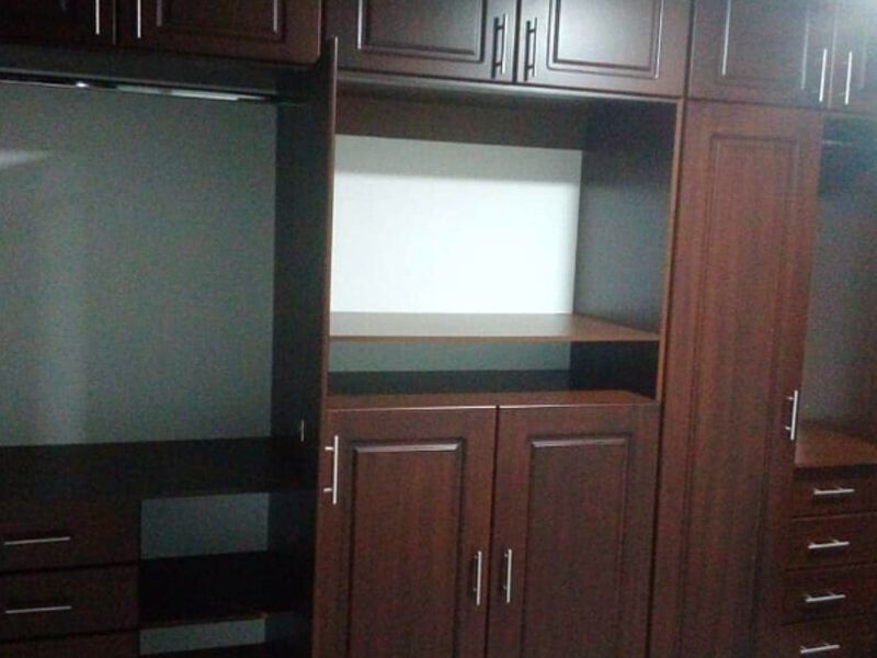 Closet Ecuador