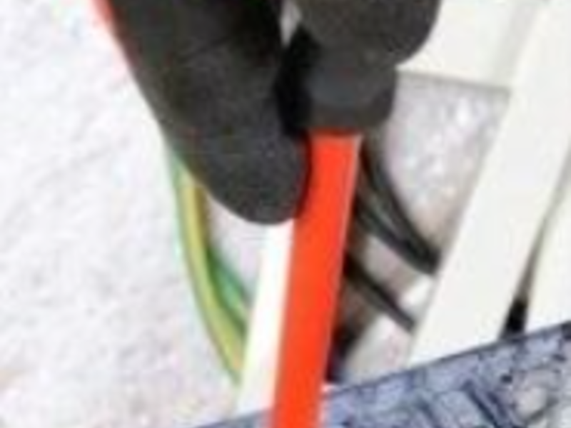 Servicios eléctricos industriales ecuador